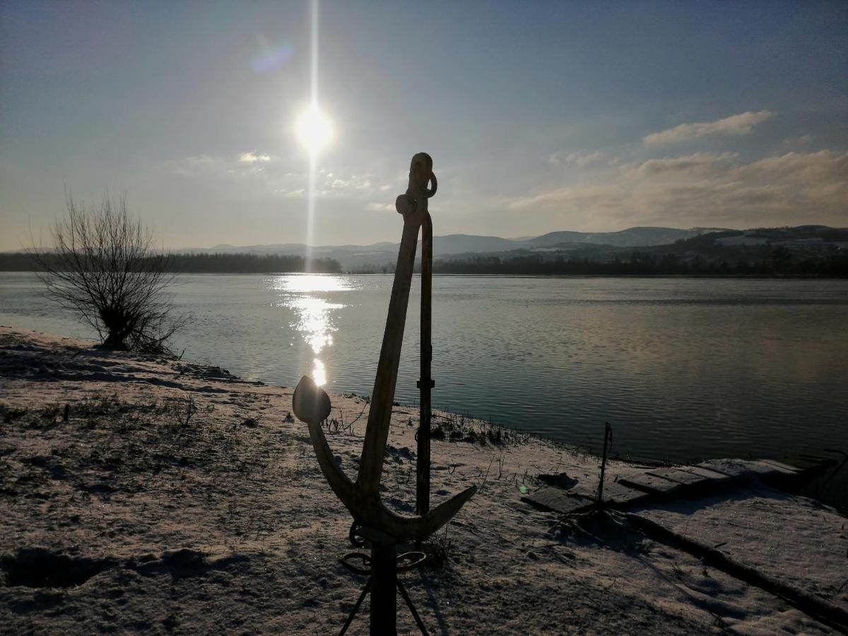 Captain'S House By The Danube River Cerevic Екстер'єр фото