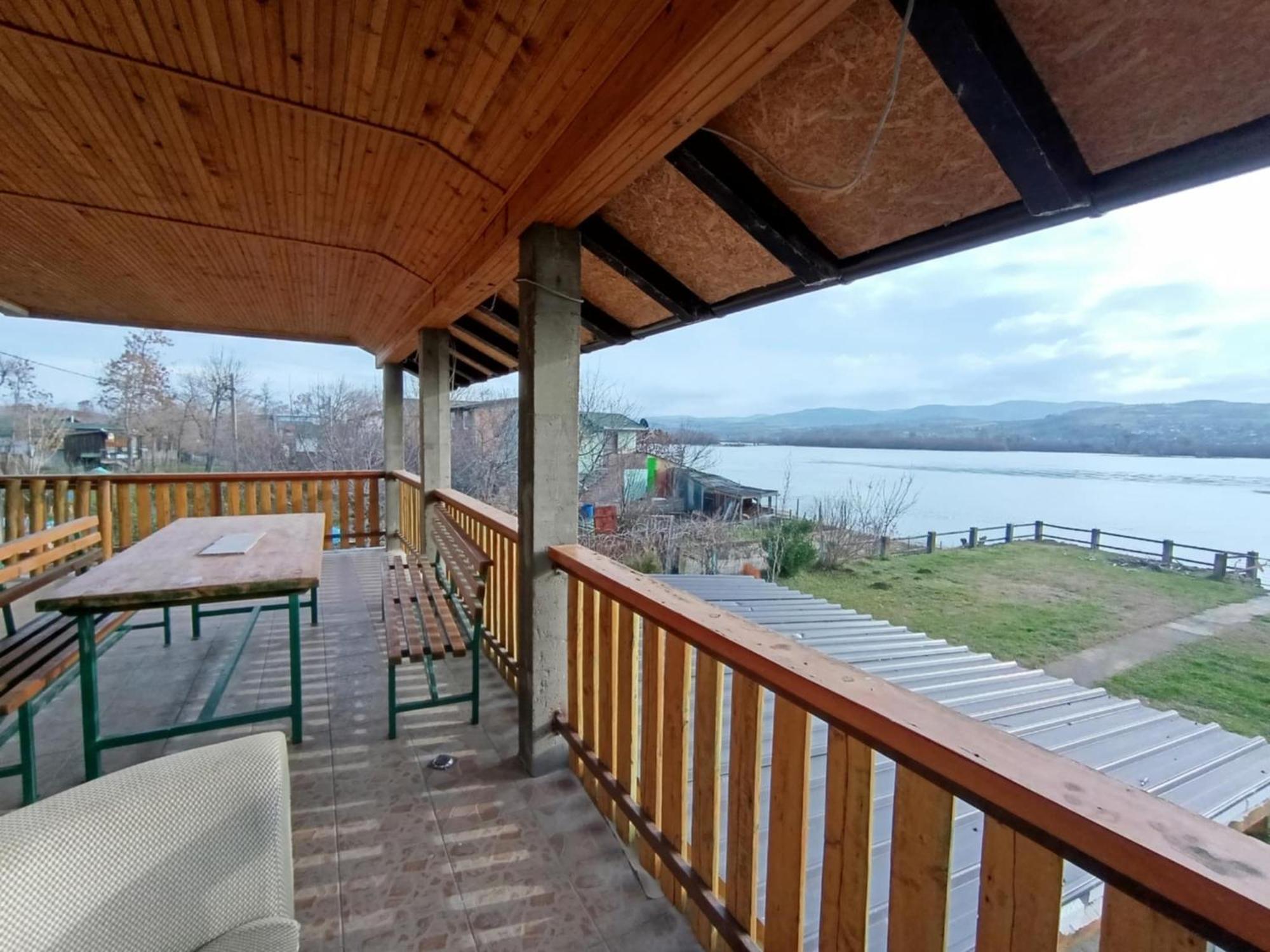 Captain'S House By The Danube River Cerevic Екстер'єр фото